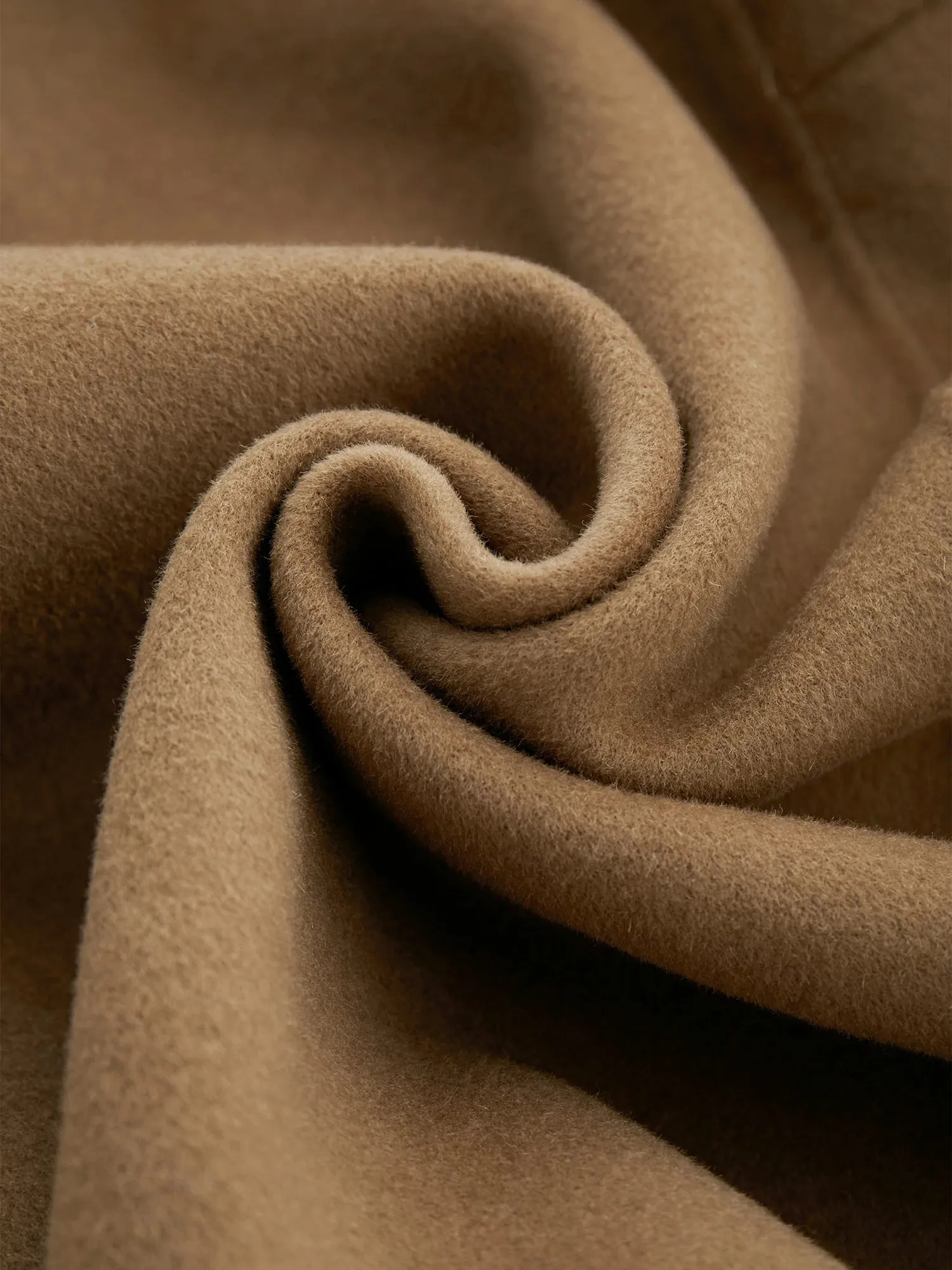 Amoretu 66.5% Wool Notched Lapel Long Sleeve Coat
