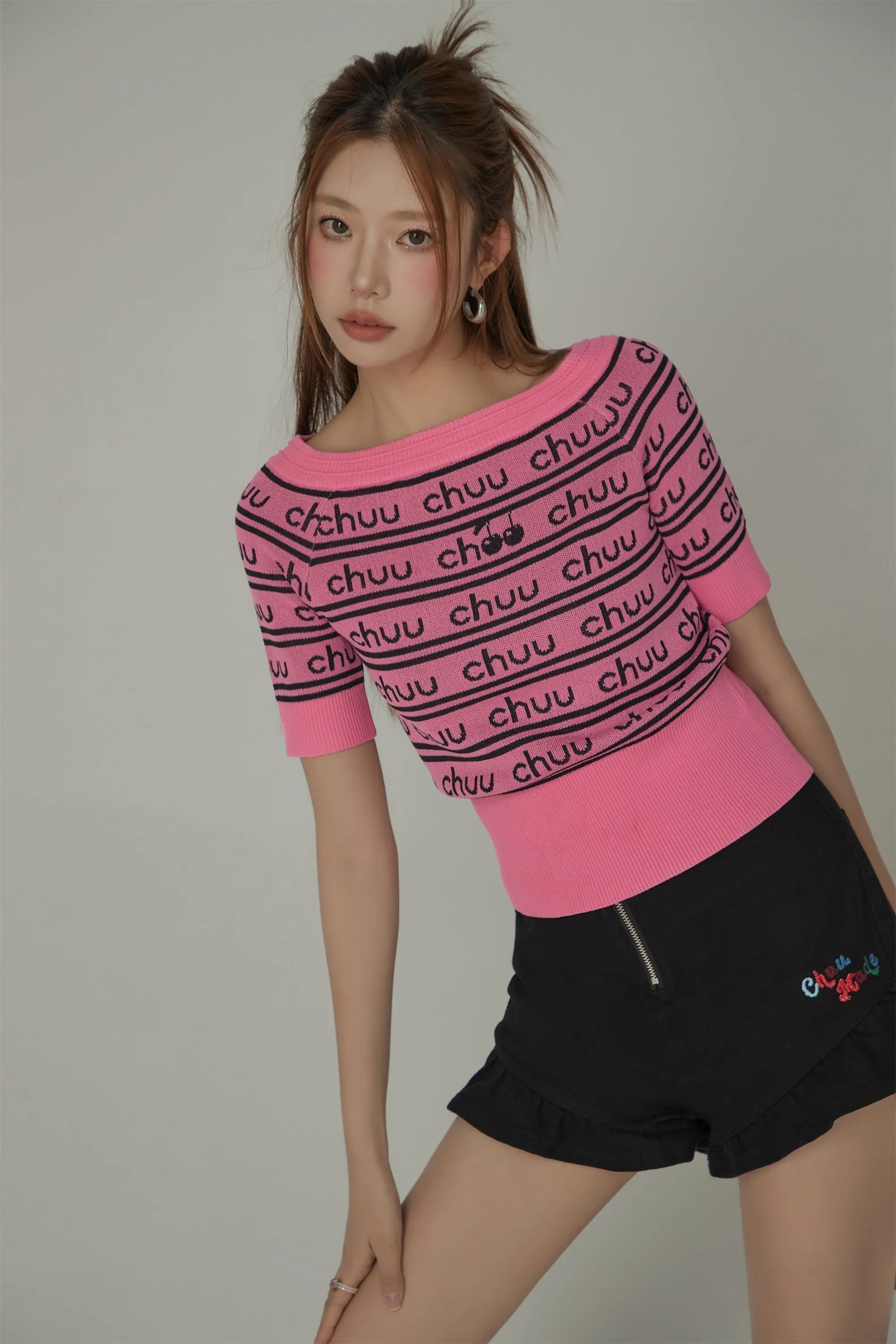 Cherry One Word Short Sleeved Knitted Slim Sweater