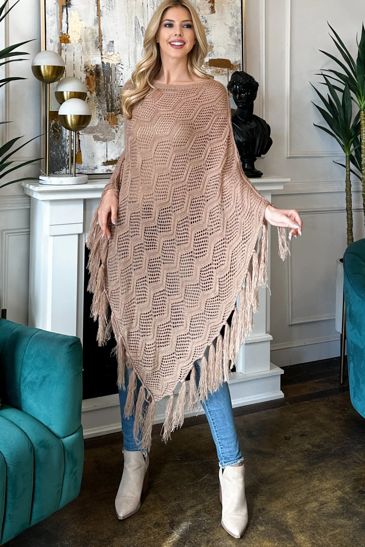 KNITTED NET WAVE PATTERN FRINGE TASSEL POCHO