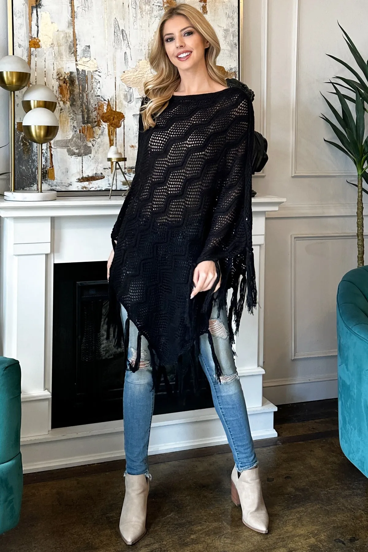 KNITTED NET WAVE PATTERN FRINGE TASSEL POCHO