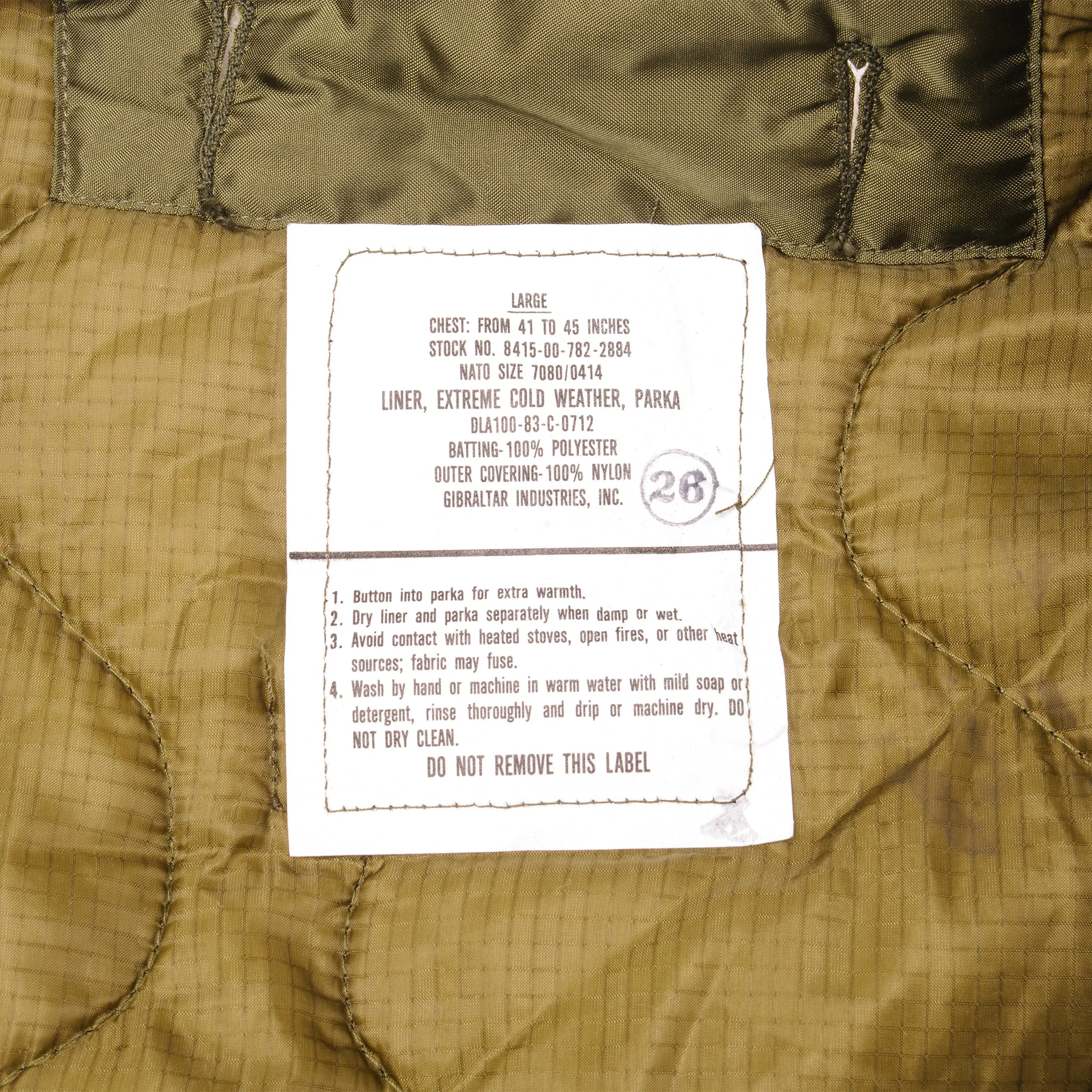 VINTAGE US ARMY FISHTAIL PARKA 1982 SIZE LARGE W LINER